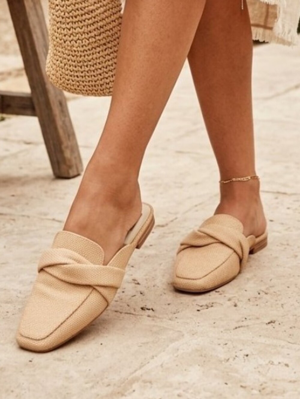 Dolce Vita Neutral Braided Slip-On Mules in Beige Imitation Raffia Upper Sz 10M